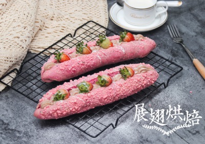烘焙培訓(xùn)學(xué)校教你做同款奈雪の茶草莓魔法棒！